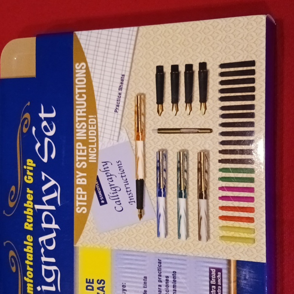 Staedtler Calligraphy Set - Picture 6 of 6